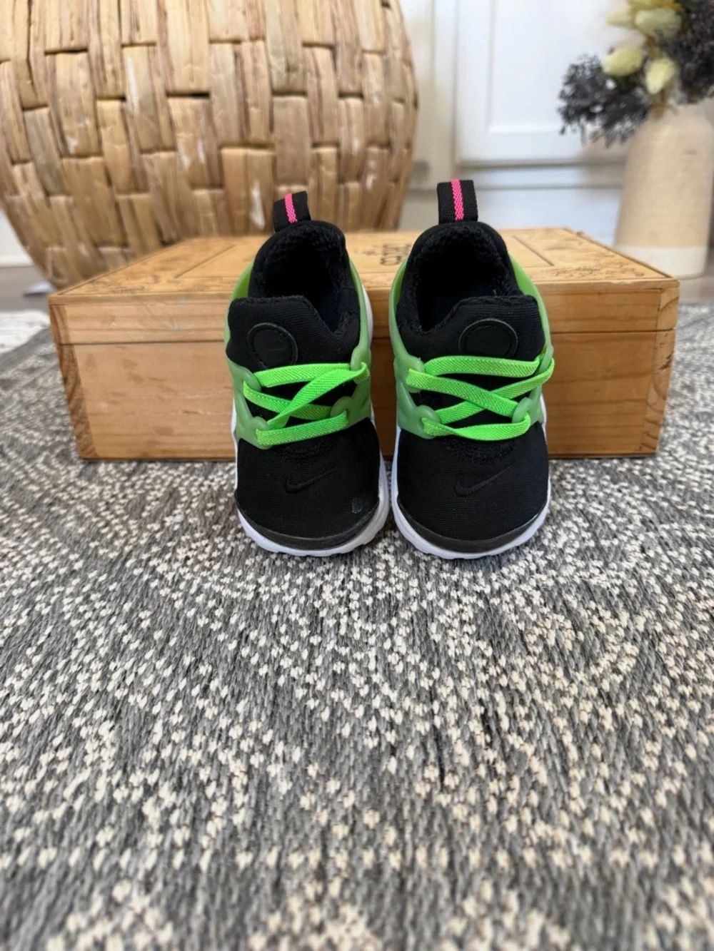 Nike Kids Black & Green Sneakers with Pink Swoosh